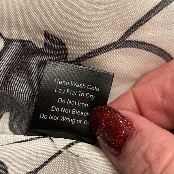 POL women’s floral button down black & white Collared shirt high / low l/s M - Picture 9 of 12